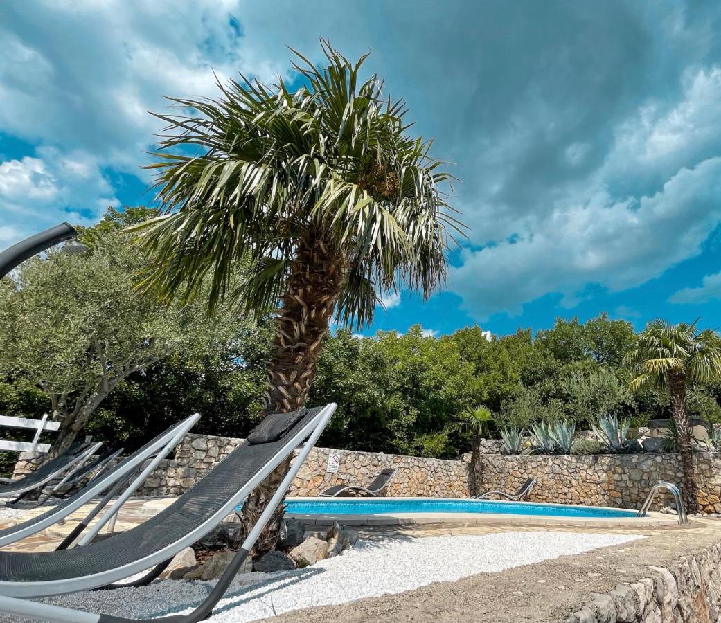 Apartments Villa Klaudia - Adults Only Цриквеница Экстерьер фото