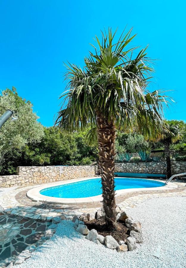 Apartments Villa Klaudia - Adults Only Цриквеница Экстерьер фото