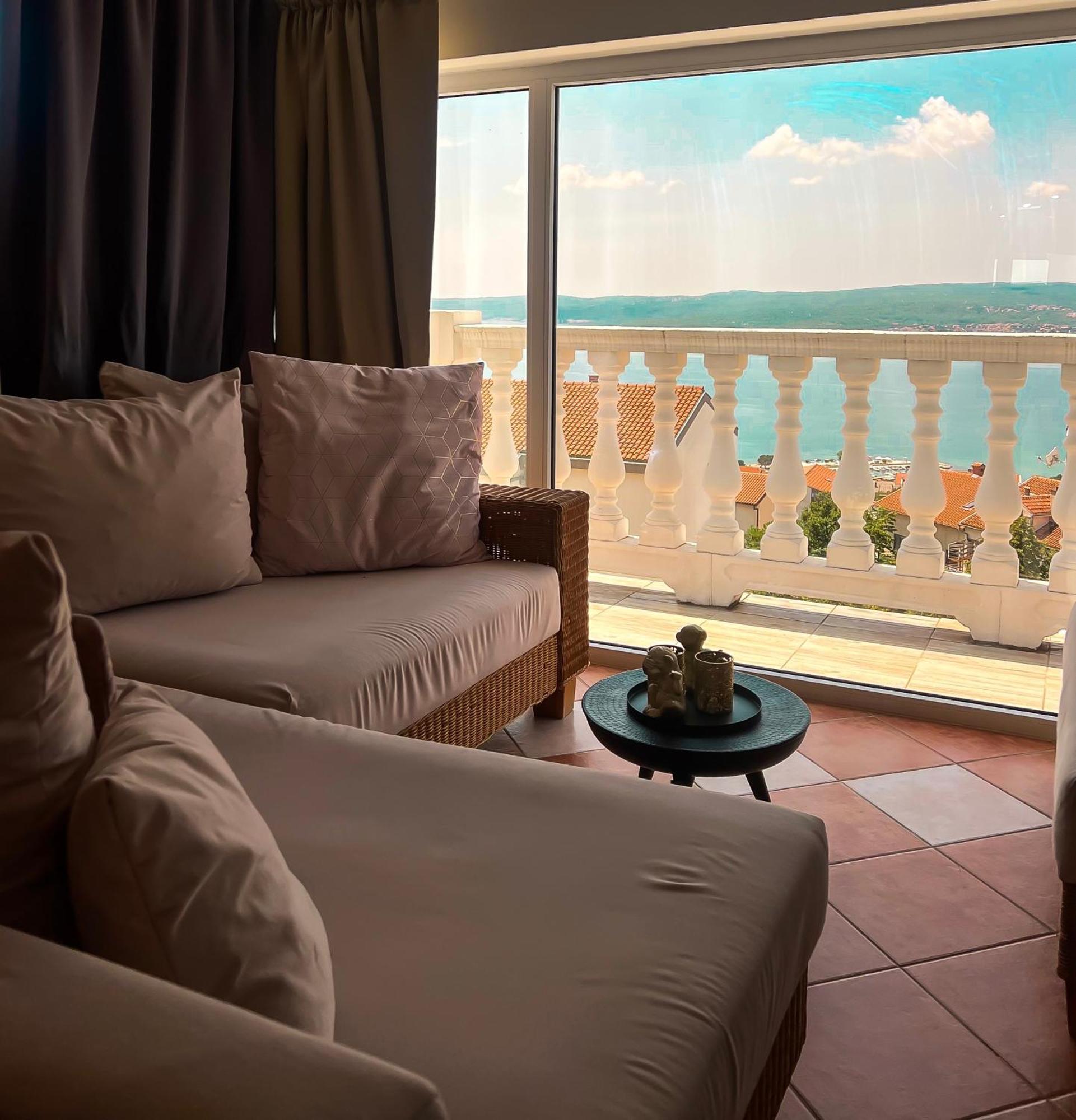Apartments Villa Klaudia - Adults Only Цриквеница Экстерьер фото