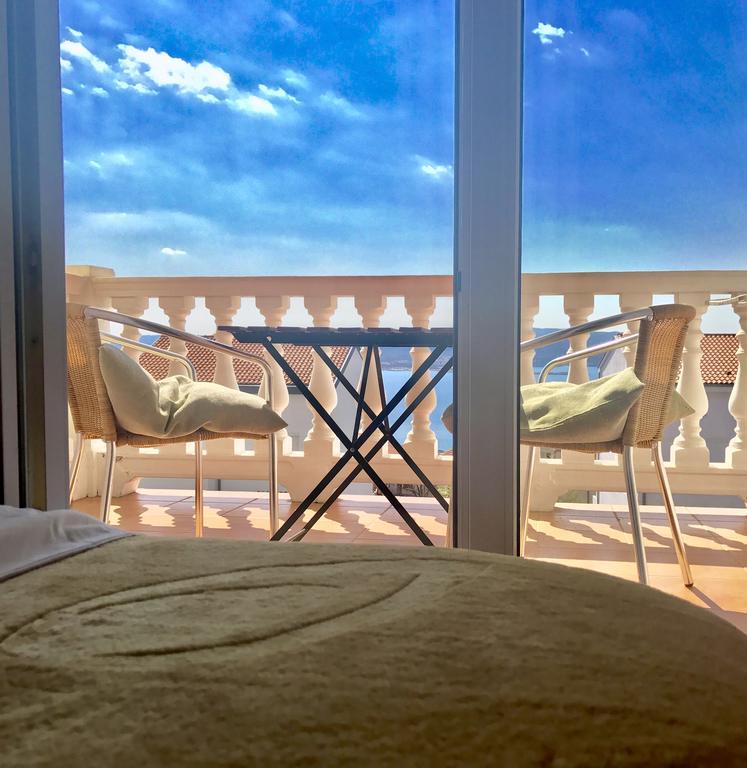 Apartments Villa Klaudia - Adults Only Цриквеница Экстерьер фото